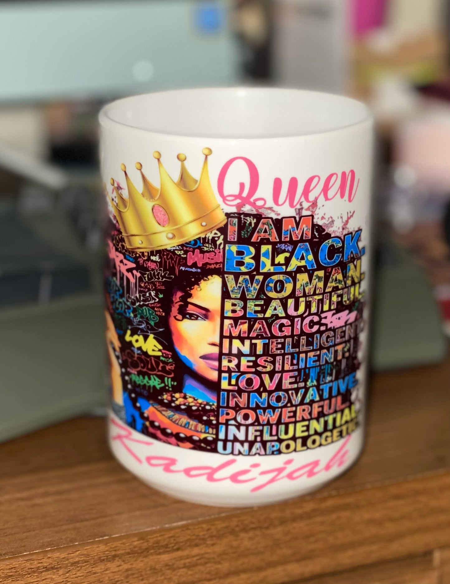 Custom Queen I'Am Black coffee mug